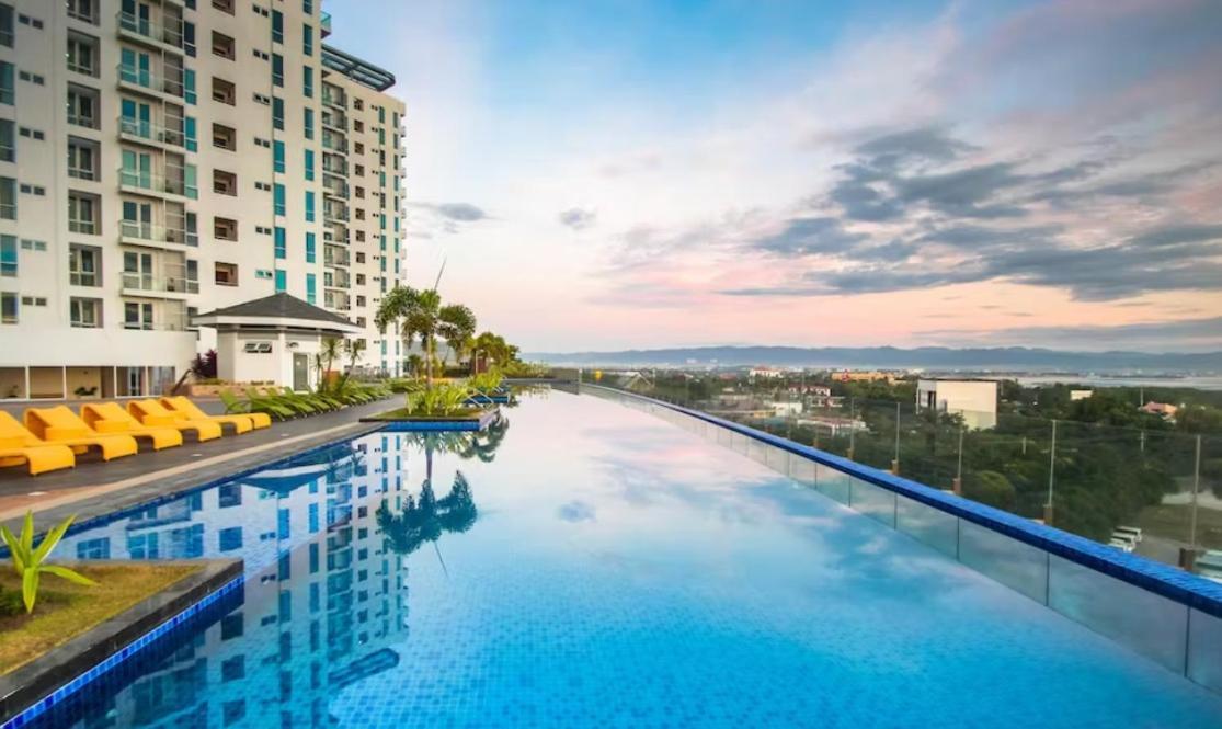 Mactan Newtown Condo With Free Airport Pickup Lapu-Lapu City Exterior photo